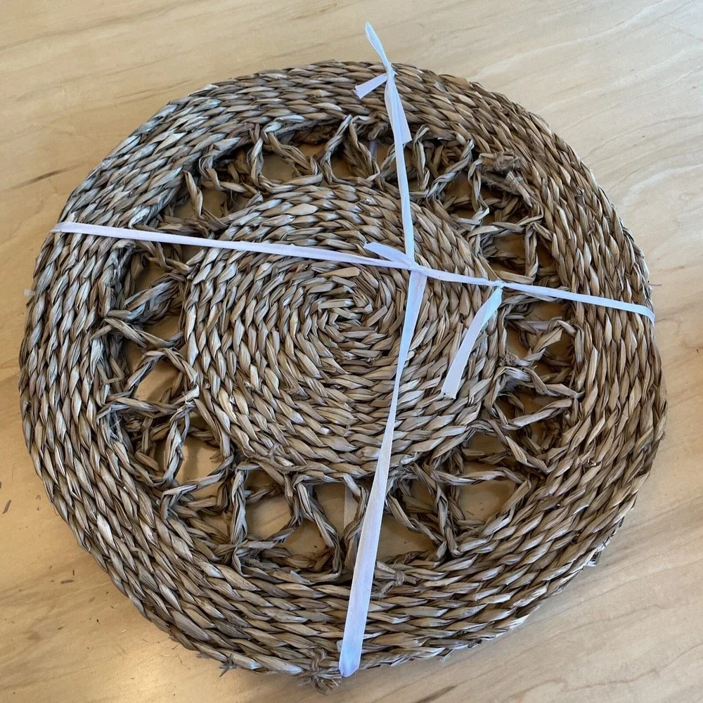 Style Sanctuary 15 Inch Woven 100% Seagrass (2)  Placemats Charger Kitchen